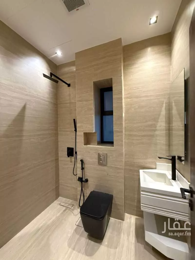 5 bedroom floor in Al Aridh 7