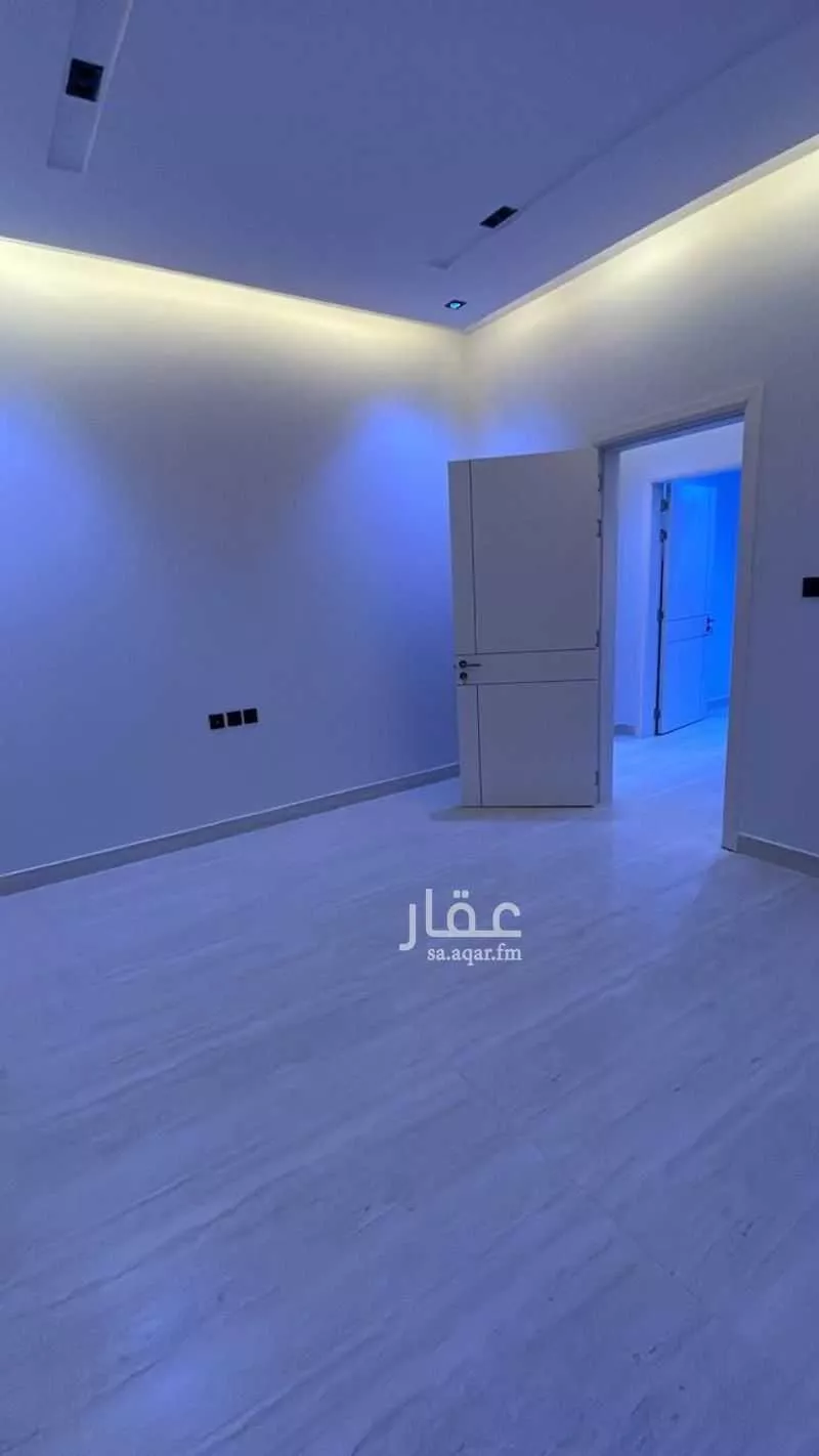 دور 3 غرف في السعادة 8