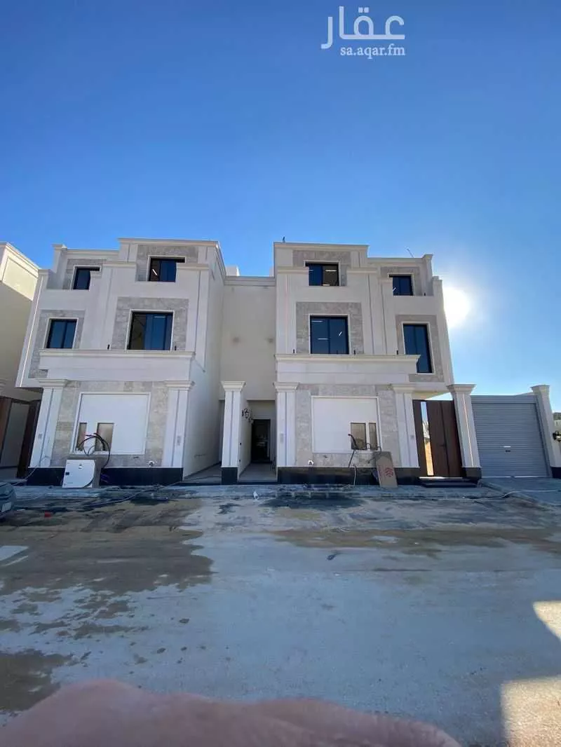 3 bedroom floor in Ash Sharq 2