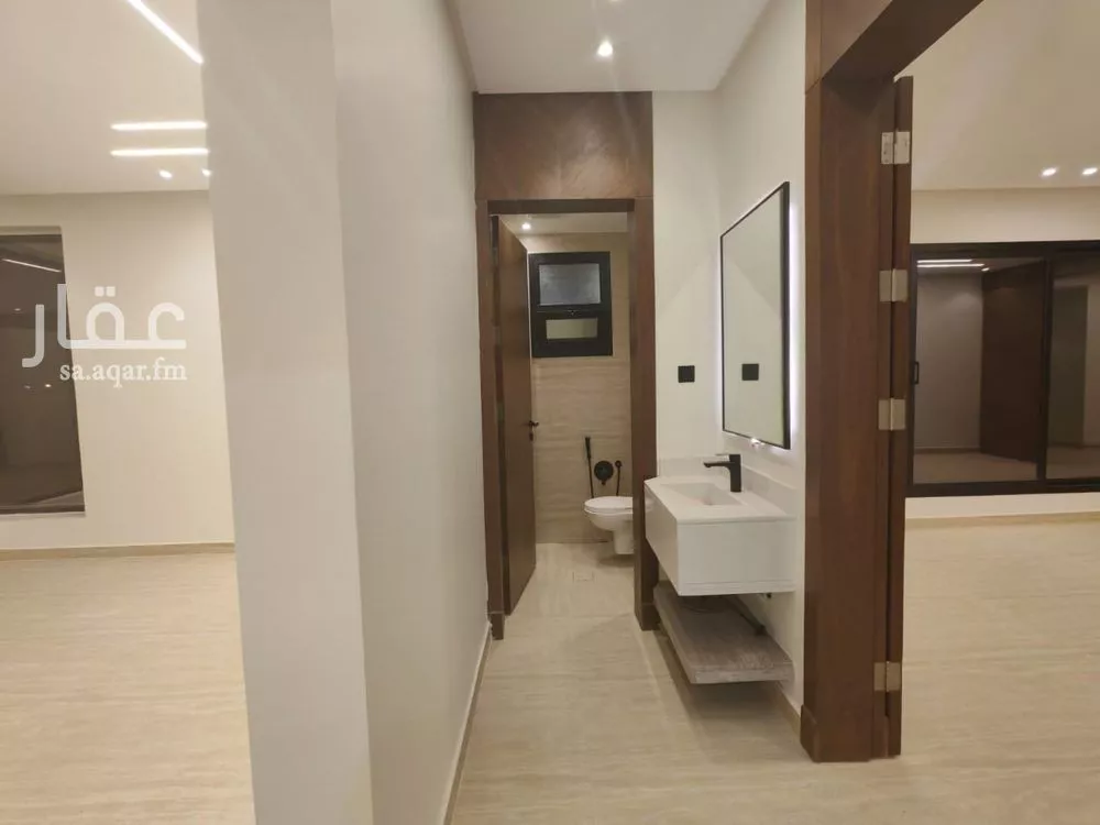 6 bedroom floor in Tuwaiq 11