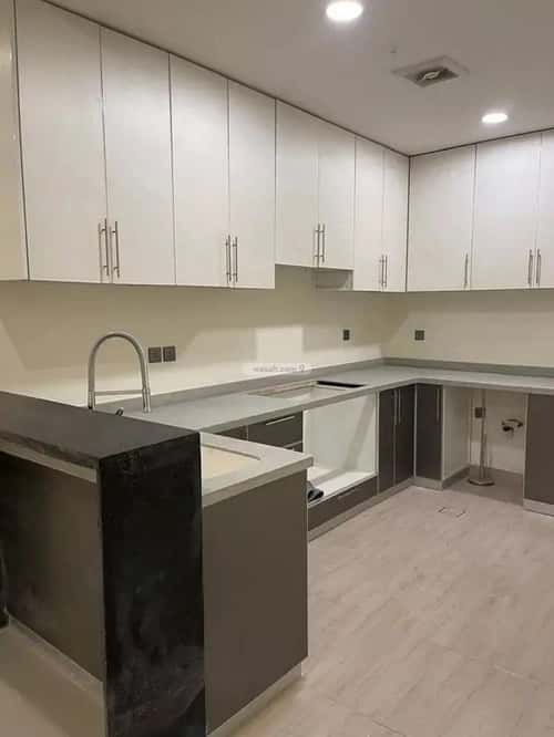 3 bedroom apartment in Al Malqa 4