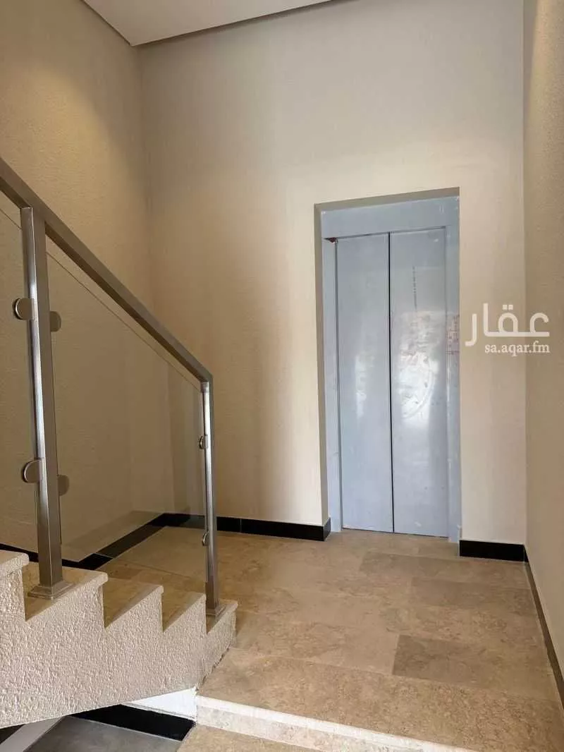 5 bedroom floor in Al Rimal 2