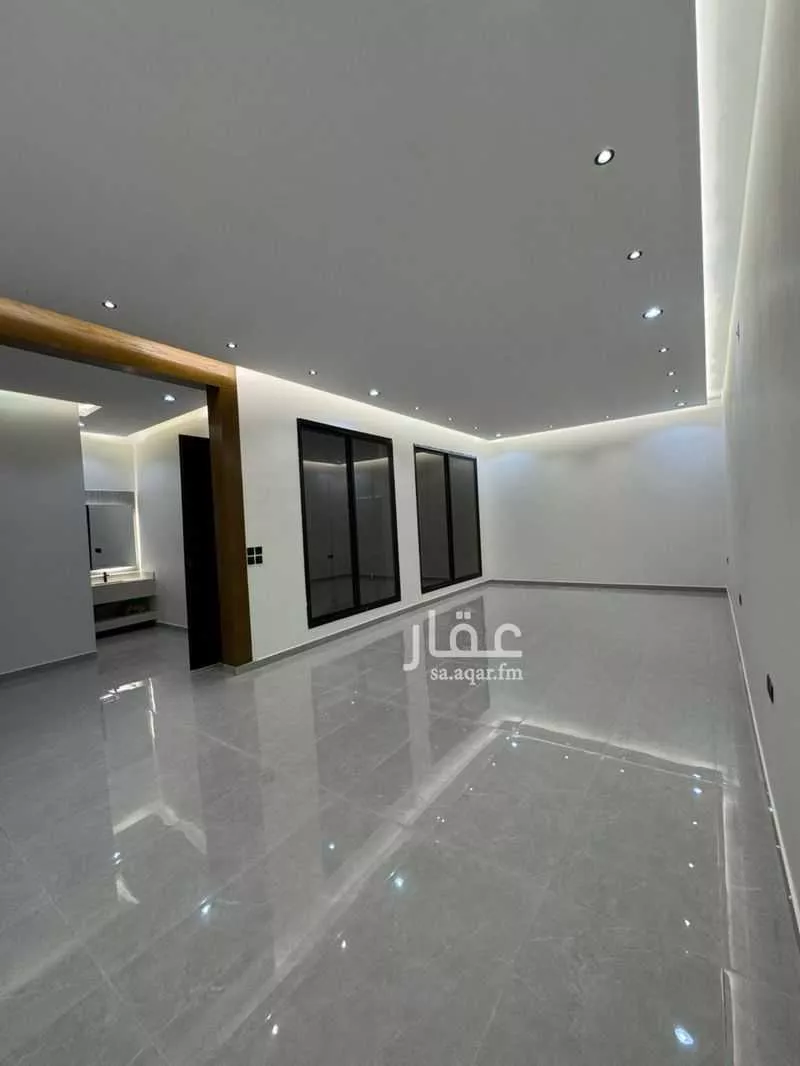 5 bedroom floor in Al Janadriyah 12
