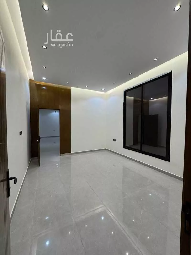 5 bedroom floor in Al Janadriyah 4