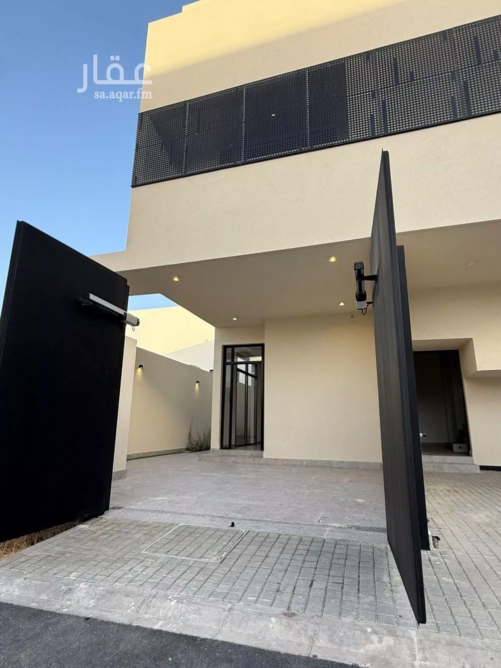 4 bedroom floor in Al Narjis 5