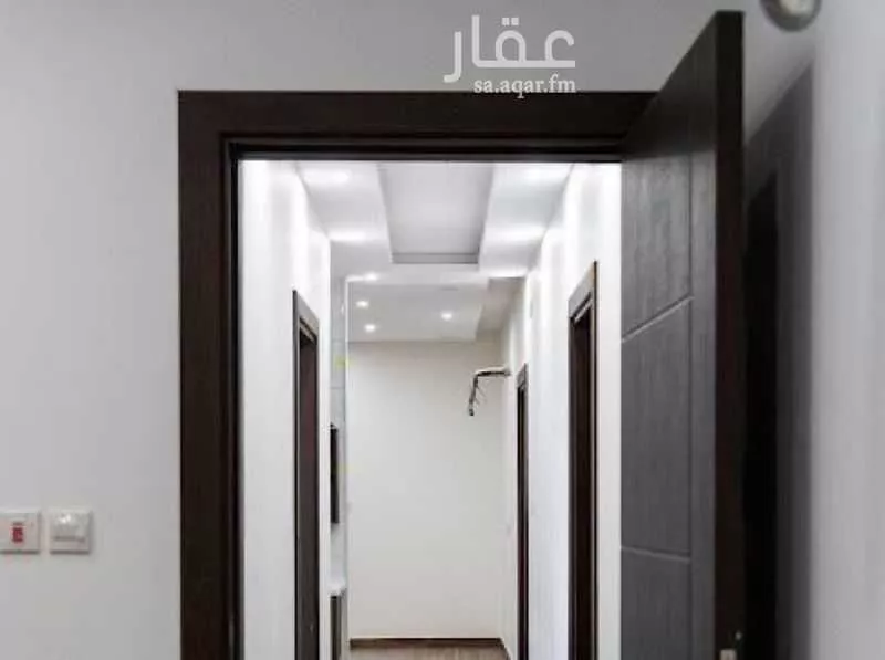 شقة 5 غرف في بطحاء قريش 9