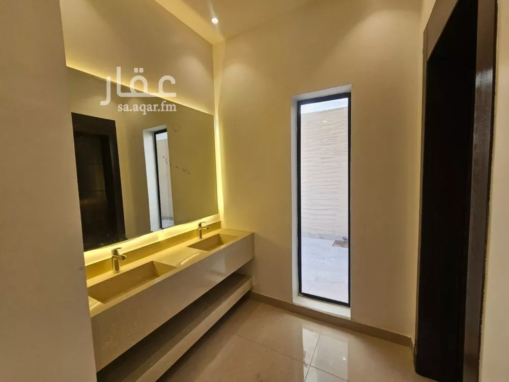 5 bedroom villa in Al Aridh, Riyadh 21