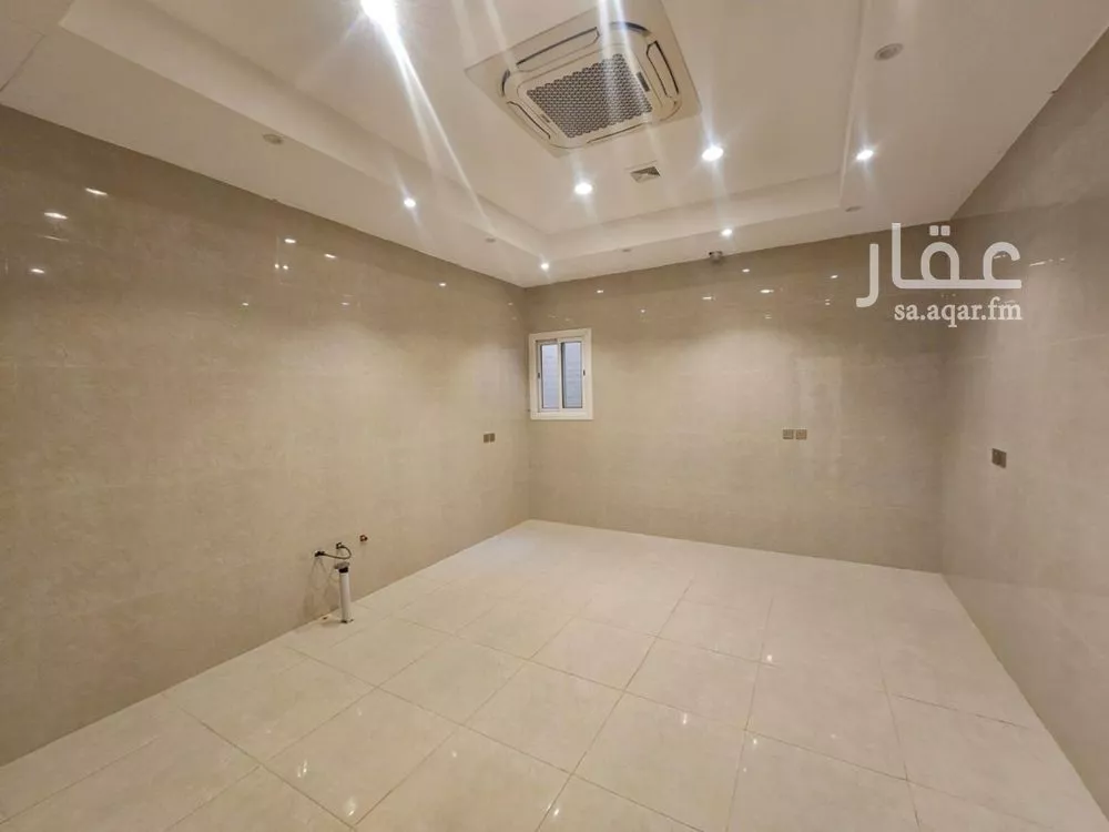 5 bedroom villa in Al Aridh, Riyadh 17