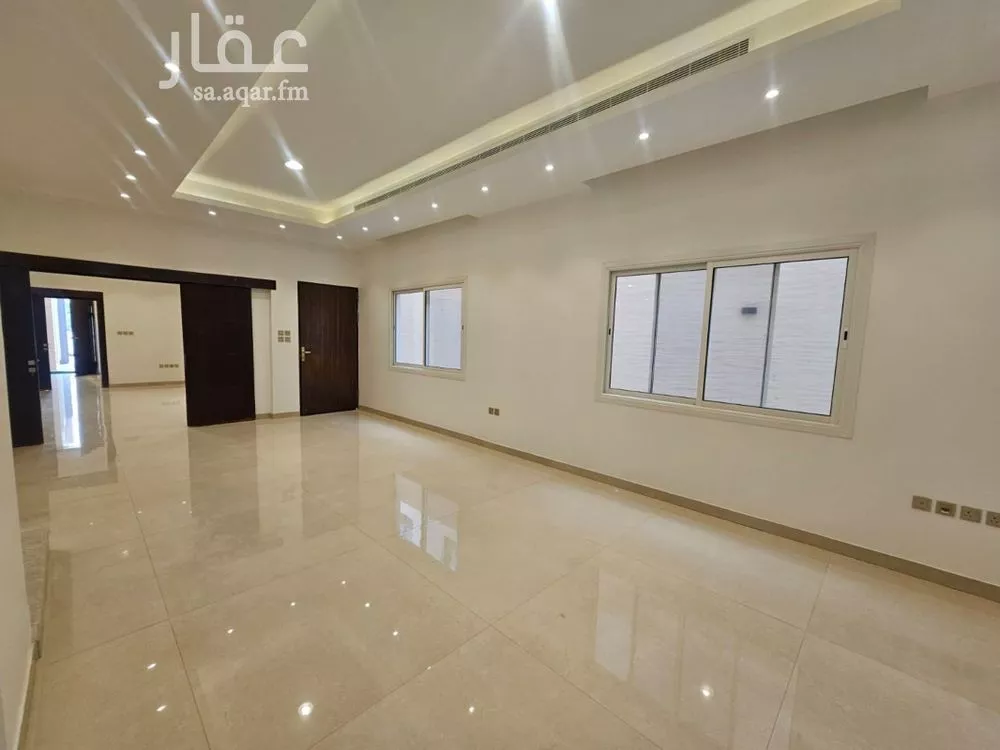 5 bedroom villa in Al Aridh, Riyadh 5