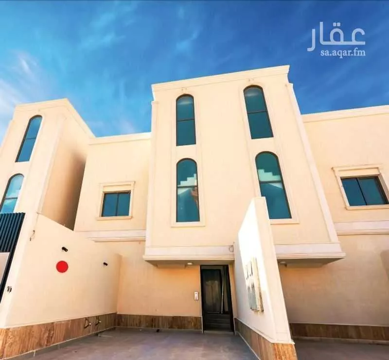 3 bedroom floor in Al Izdihar 11