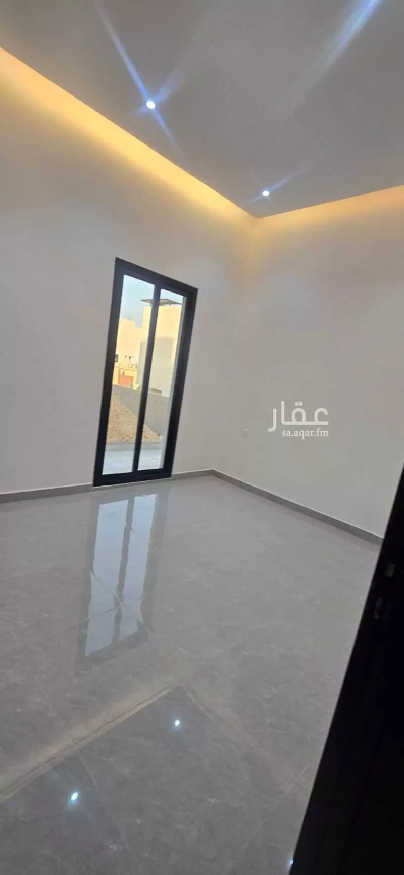 3 bedroom floor in Al Aridh 5
