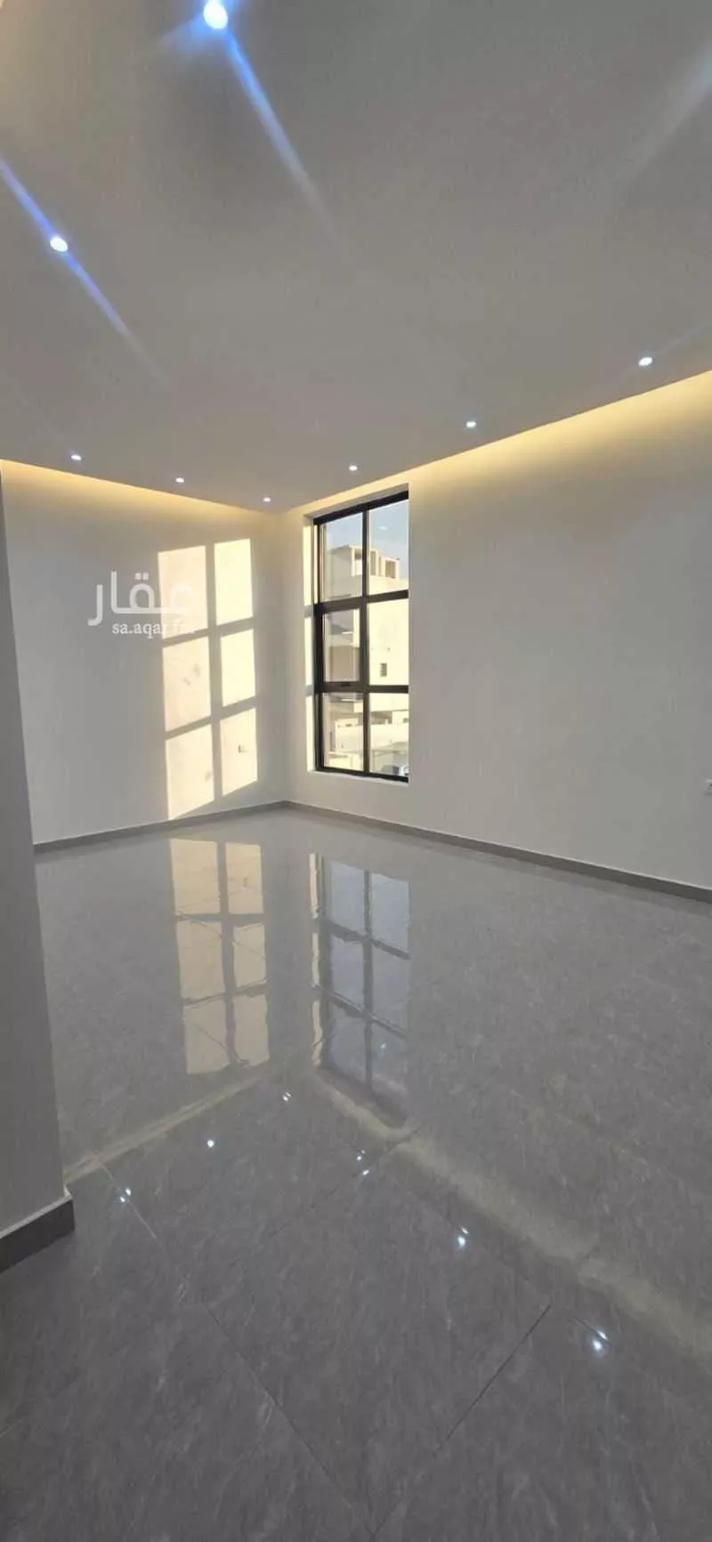 3 bedroom floor in Al Aridh 8