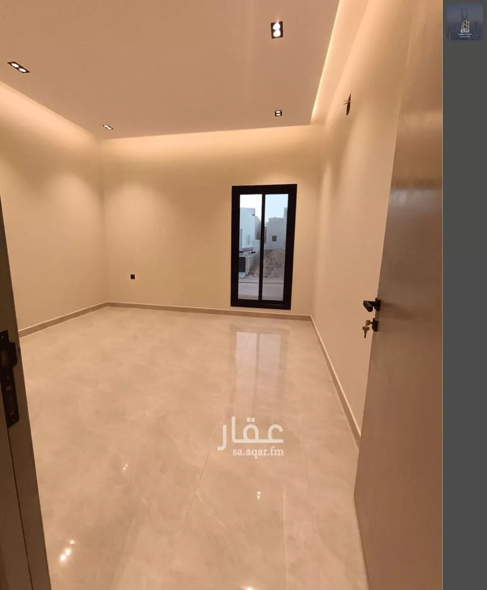 5 bedroom floor in Al Janadriyah 5