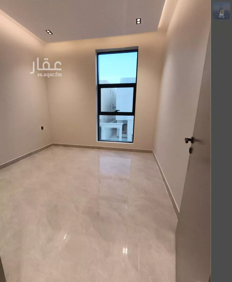 5 bedroom floor in Al Janadriyah 6