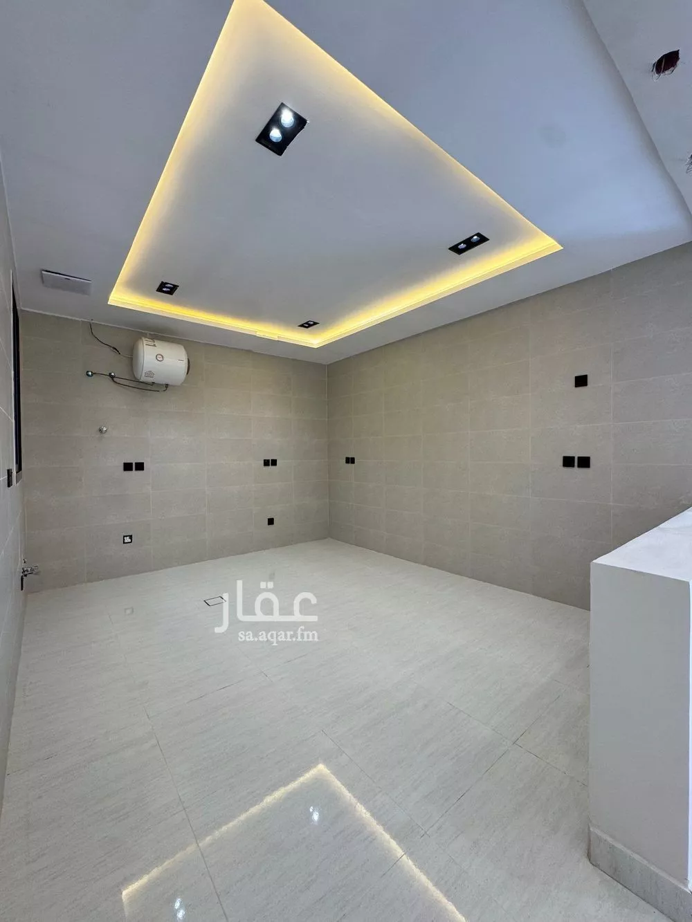 دور 6 غرف في طيبة 17