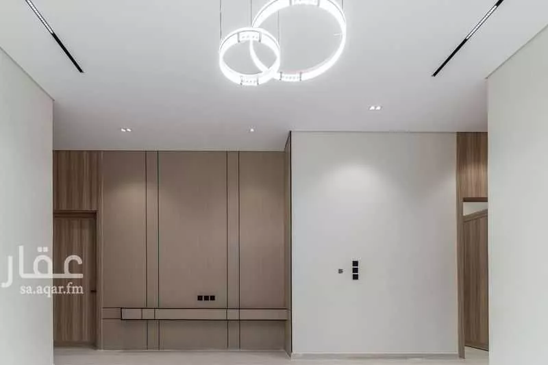 5 bedroom floor in Al Janadriyah 12