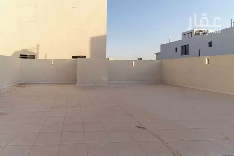5 bedroom floor in Al Janadriyah 20