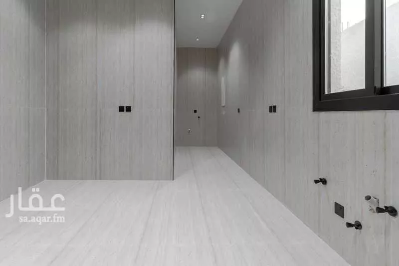 5 bedroom floor in Al Janadriyah 10