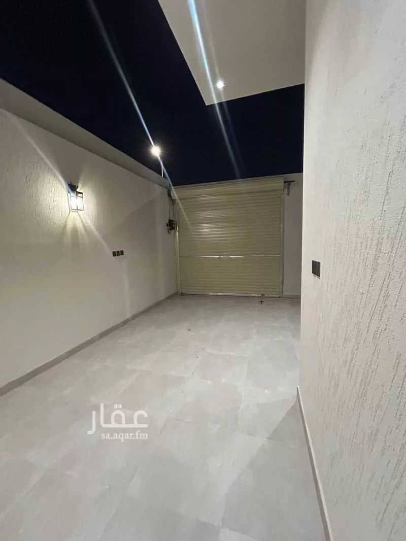 دور 4 غرف في السعادة 5