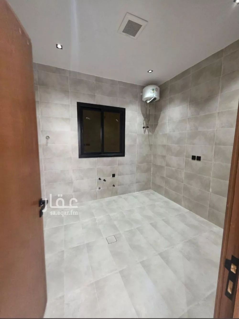 5 bedroom floor in Taibah 8