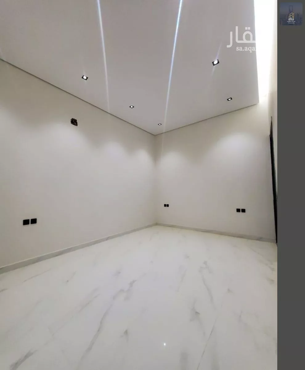 4 bedroom floor in Al Janadriyah 15