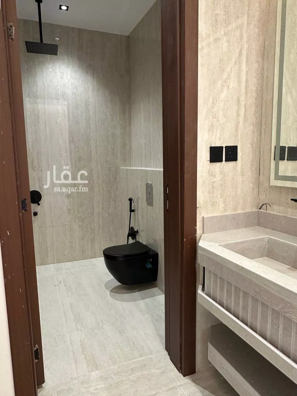 6 bedroom floor in Dahiat Namar 7