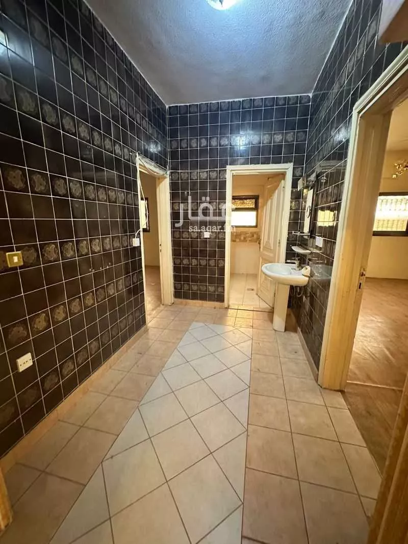 7 bedroom villa in Sultana, Riyadh 17