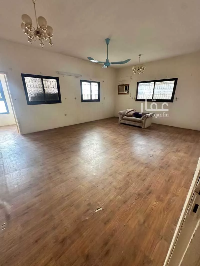 7 bedroom villa in Sultana, Riyadh 23