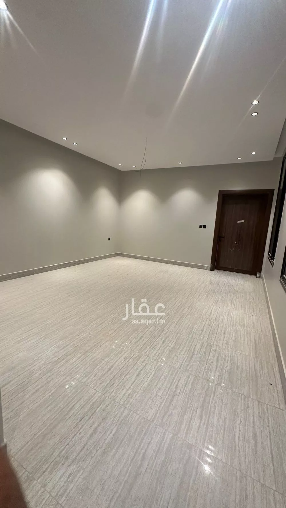 5 bedroom floor in Ash Sharq 3