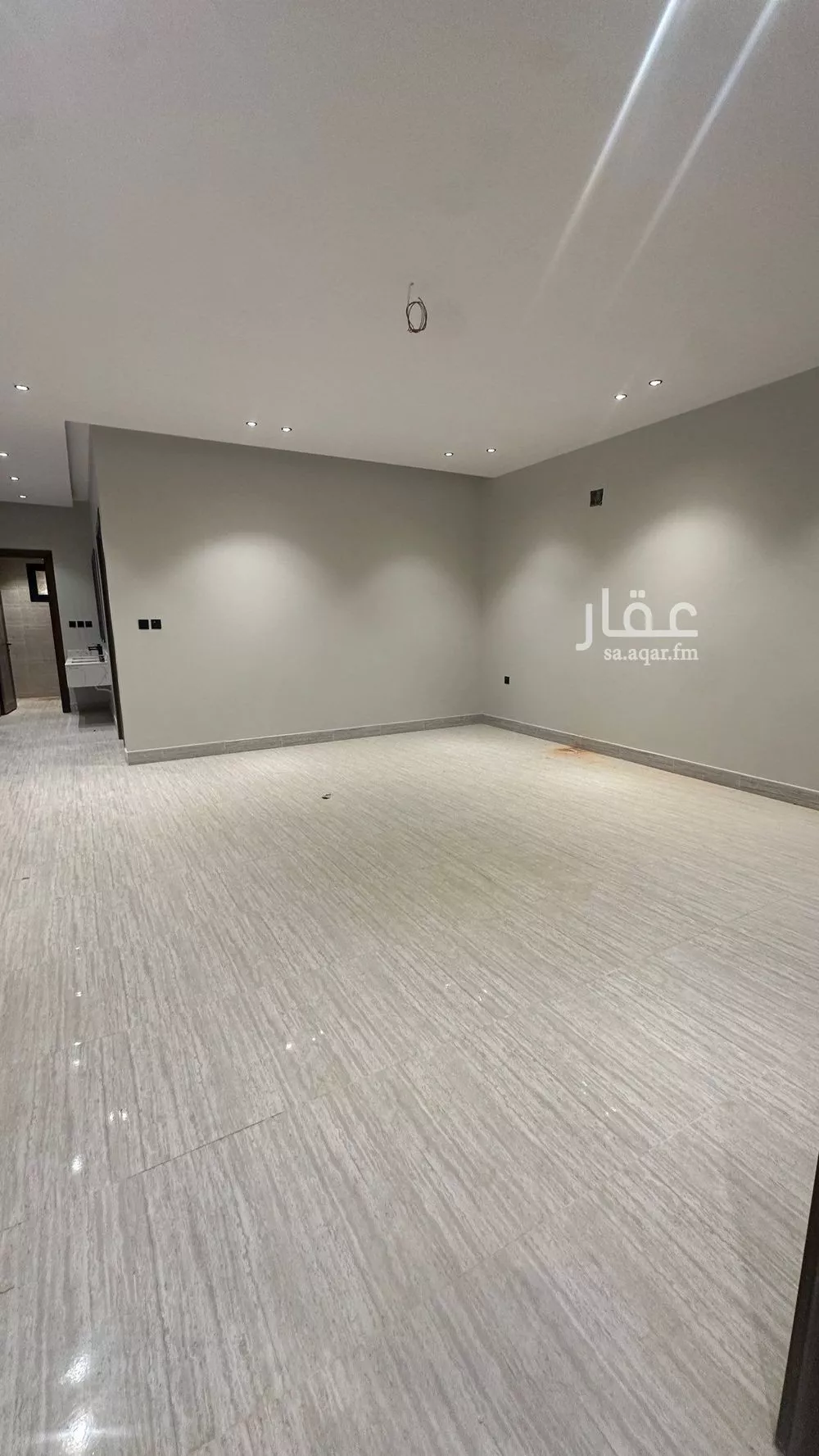 5 bedroom floor in Ash Sharq 4