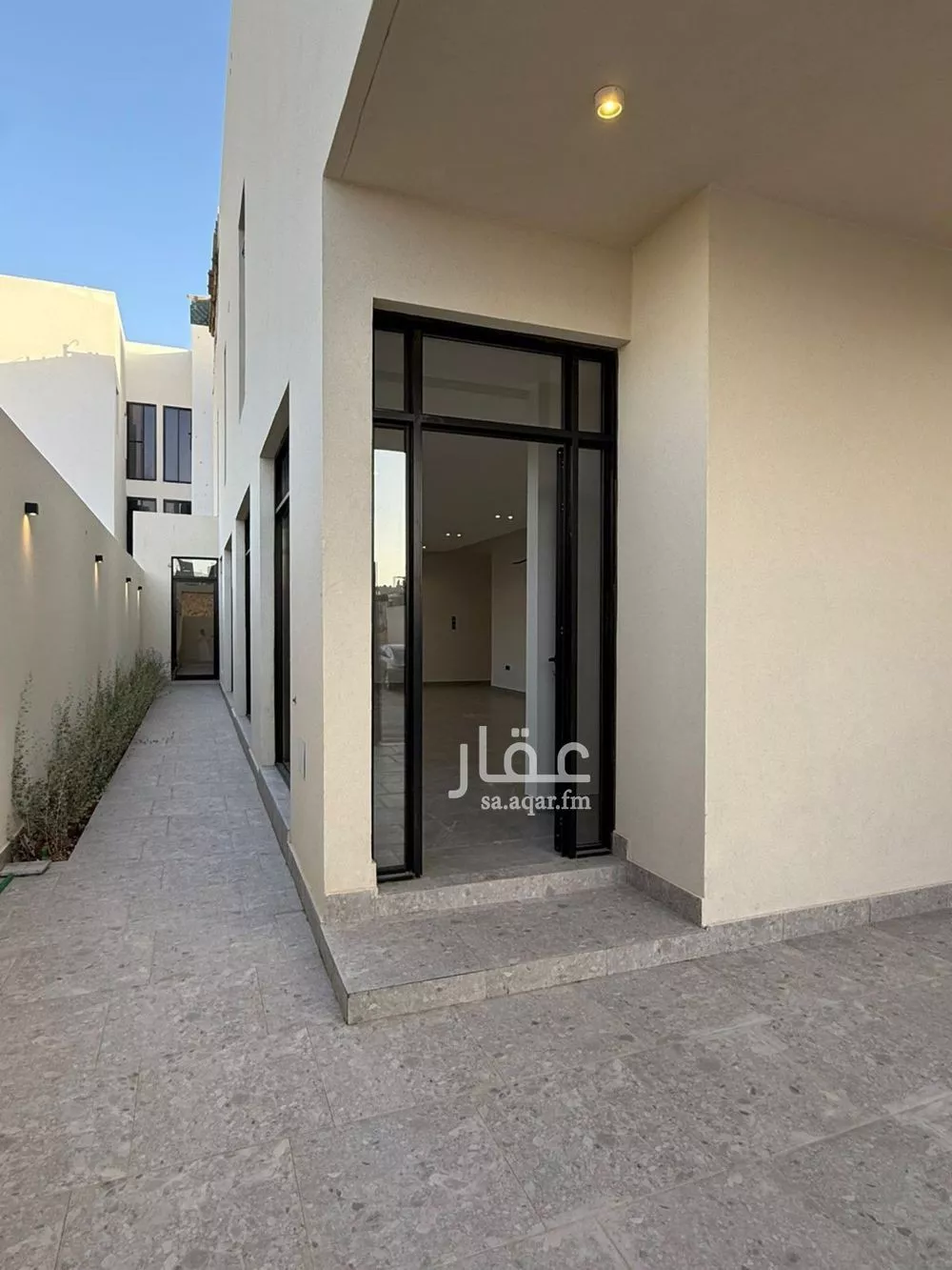 دور 5 غرف في العارض 5