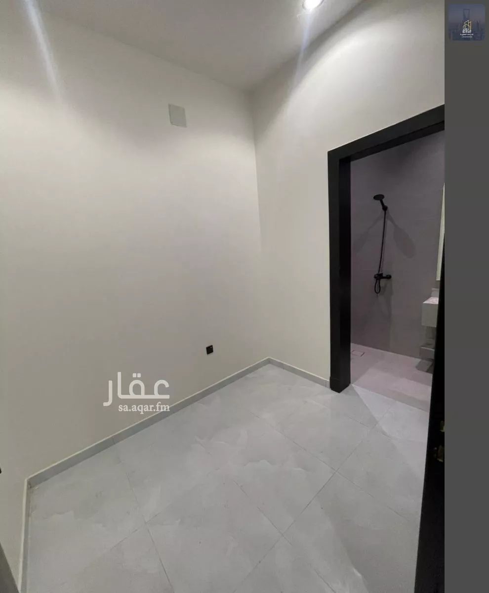5 bedroom floor in Al Janadriyah 6