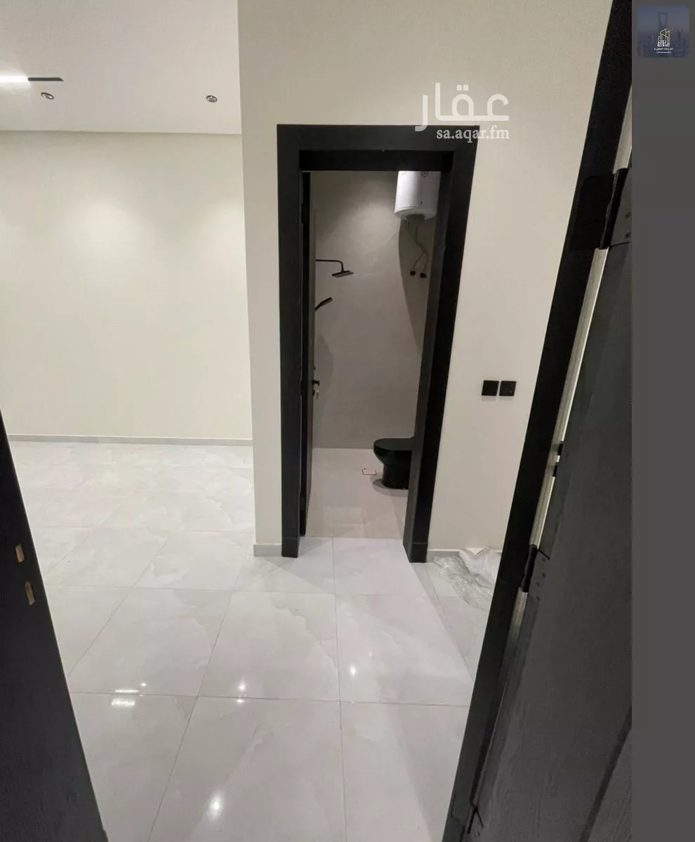 5 bedroom floor in Al Janadriyah 10