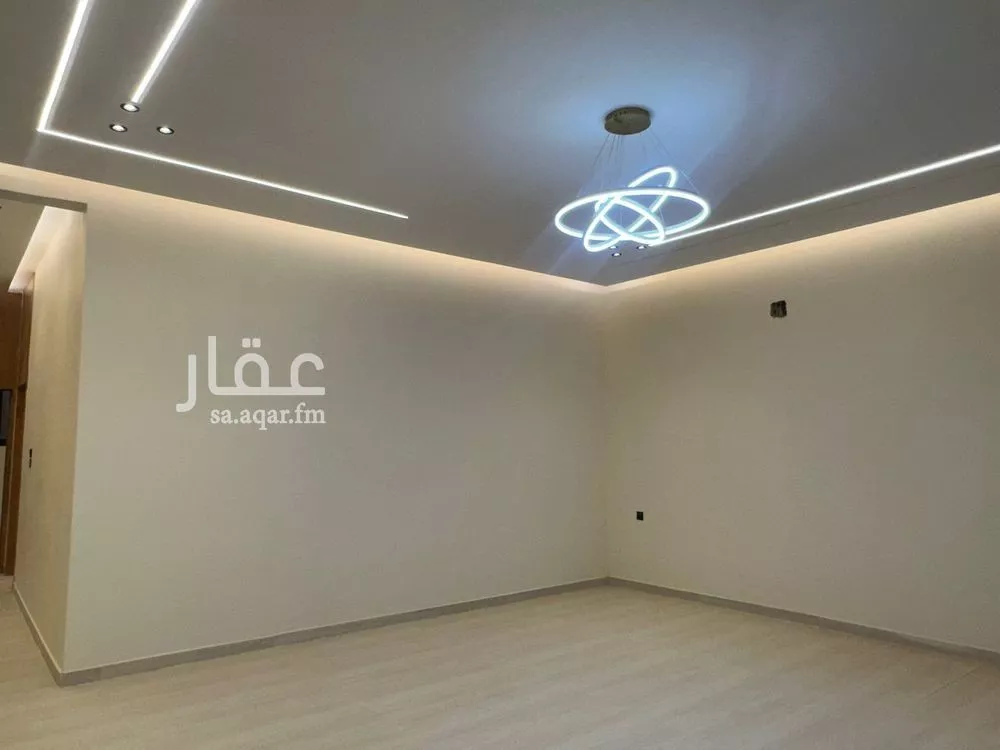 4 bedroom floor in Dahiat Namar 11