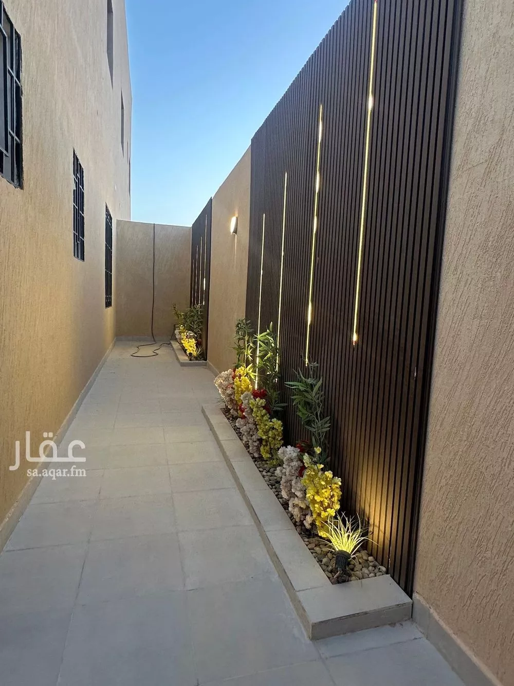 4 bedroom floor in Dahiat Namar 25