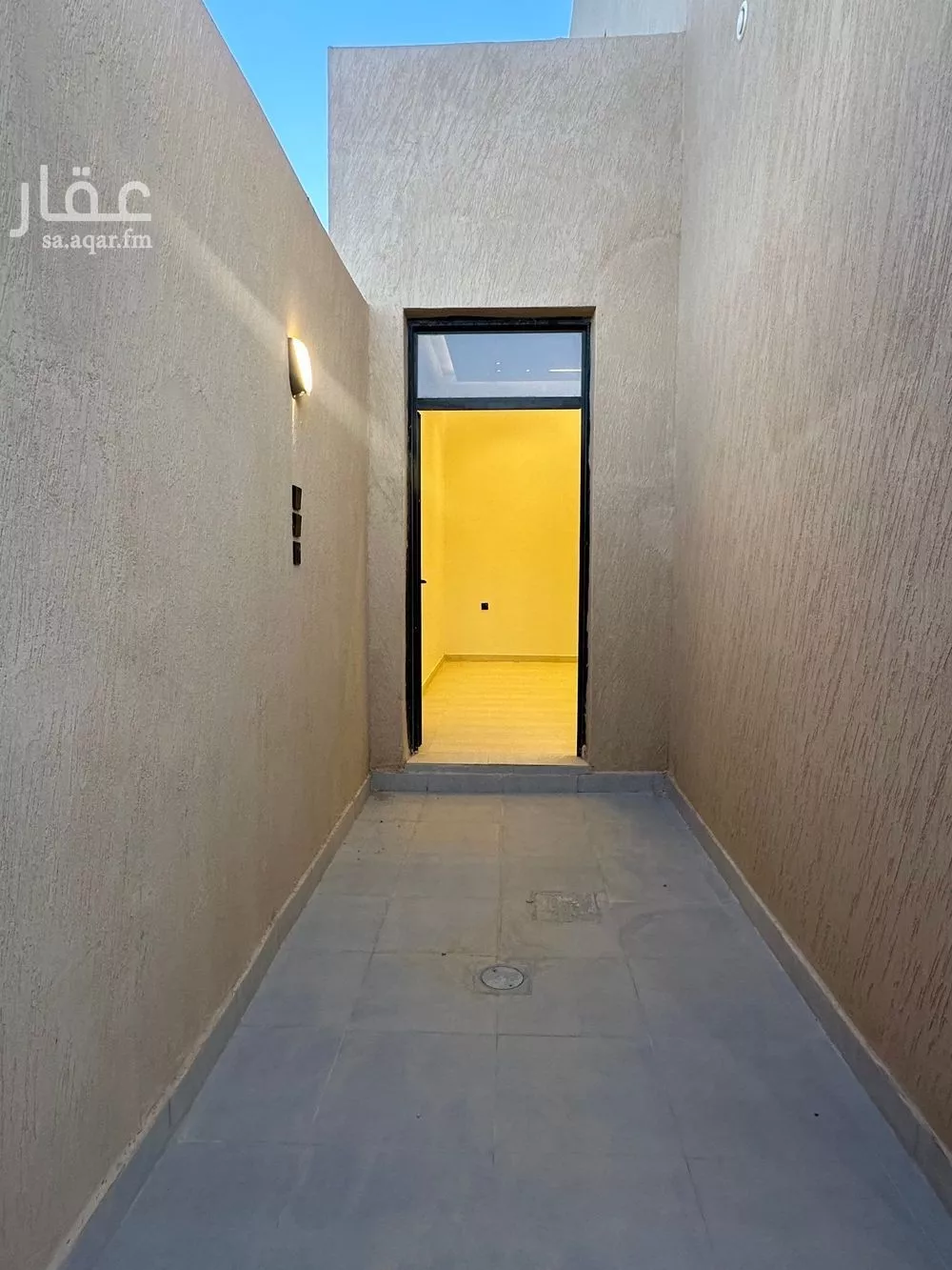 4 bedroom floor in Dahiat Namar 26