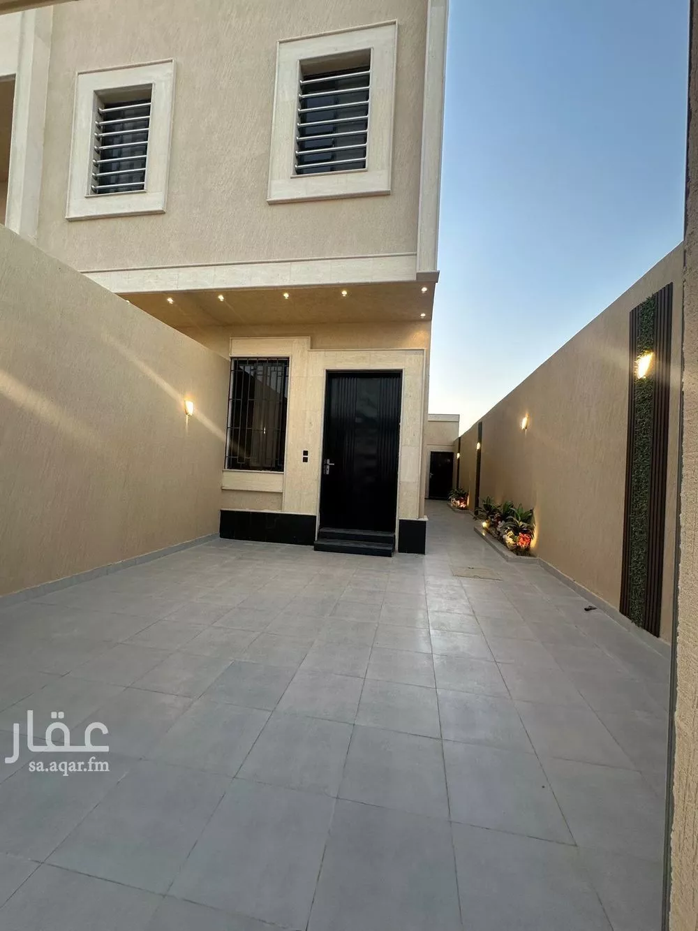 4 bedroom floor in Dahiat Namar 4