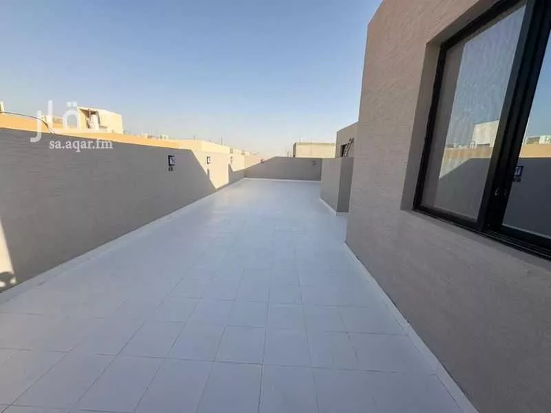 5 bedroom floor in Okaz 16