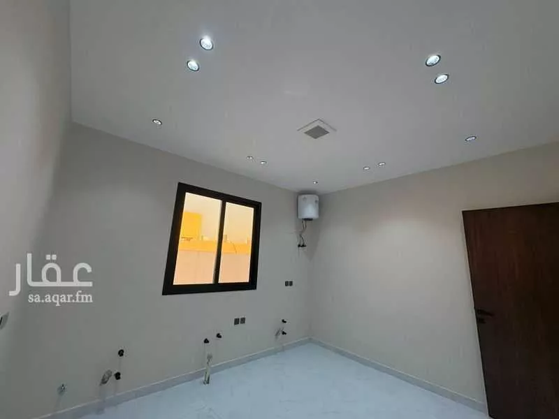 5 bedroom floor in Okaz 4