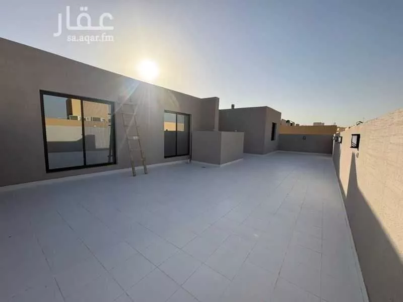 5 bedroom floor in Okaz 9