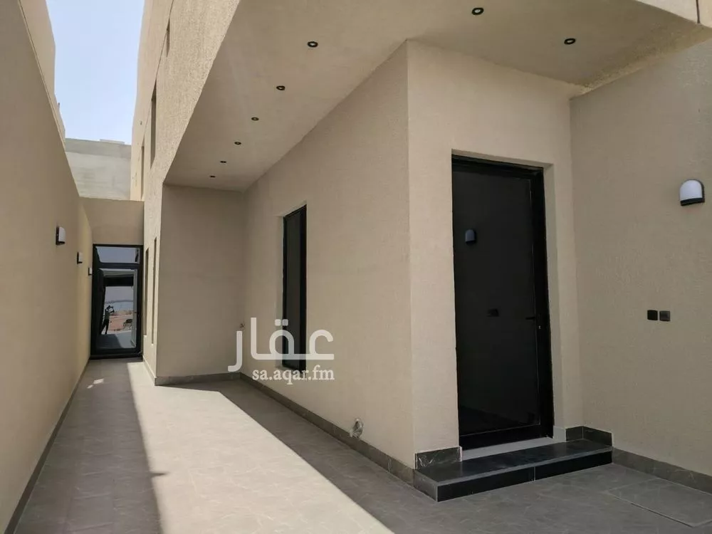 6 bedroom floor in Al Rimal 6