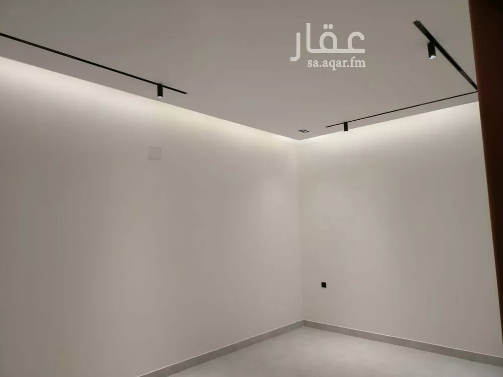 6 bedroom floor in Al Rimal 8