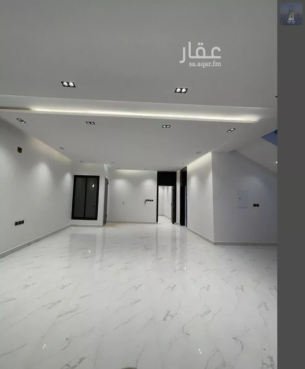 5 bedroom floor in Al Janadriyah 5