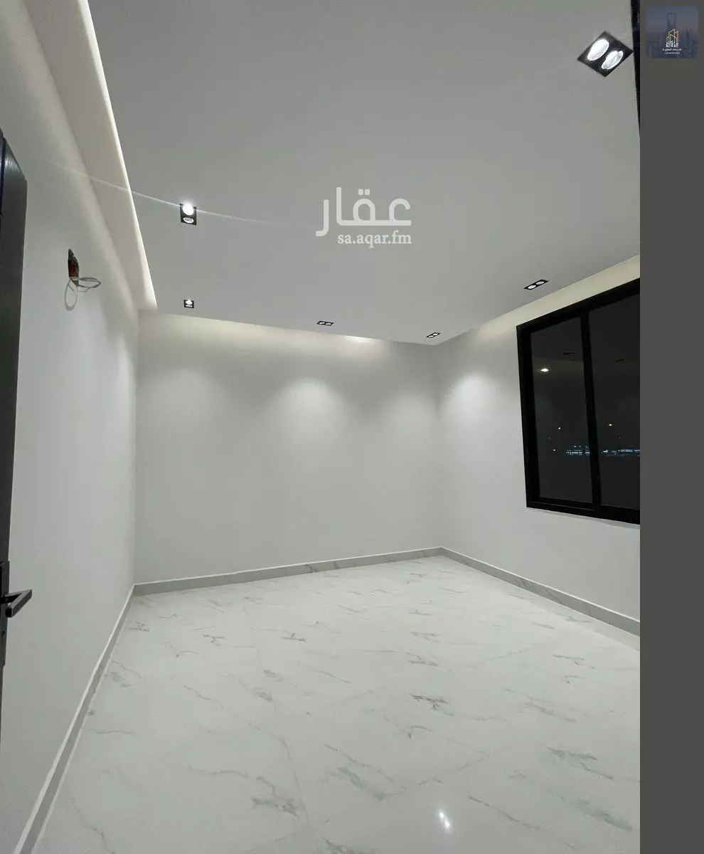 5 bedroom floor in Al Janadriyah 6