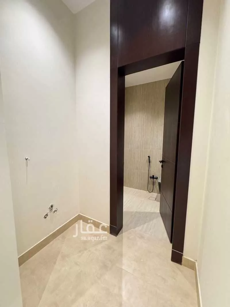 دور 3 غرف في العارض 15