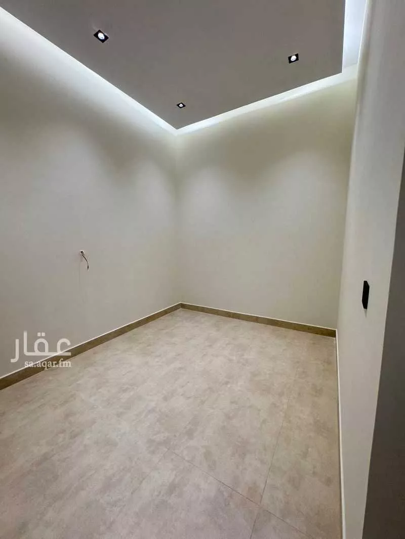 دور 3 غرف في العارض 7