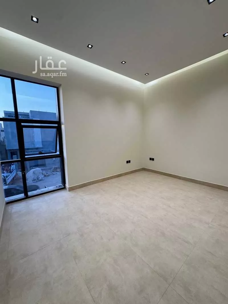دور 3 غرف في العارض 10