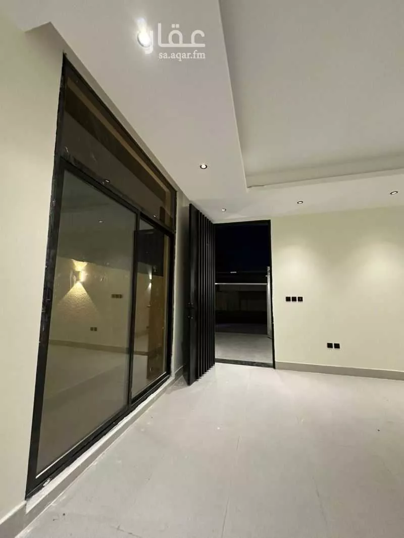 4 bedroom floor in Al Khaleej 5