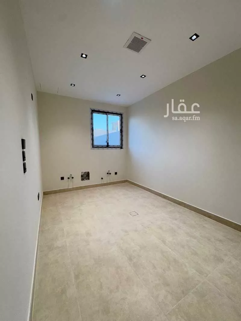 3 bedroom floor in Al Aridh 20