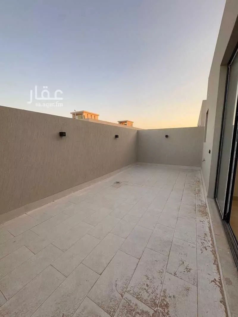 3 bedroom floor in Al Aridh 21